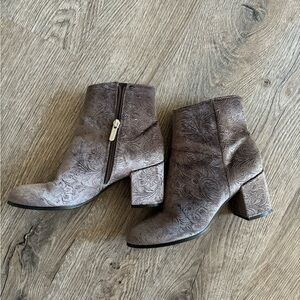 Indigo rd.  Embossed Brocade Grey Ankle Boots